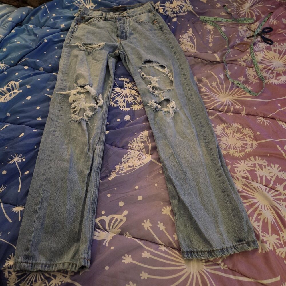 Aeropostale Distressed Wide Leg Jeans Womens Size 2 Light Wash Ripped RawHem Y2K
